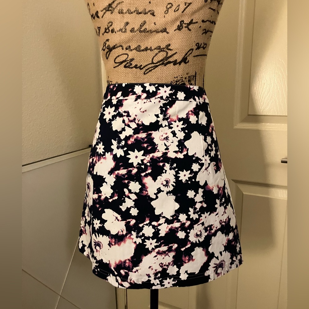 Adidas originals Floral print mini skirt XL 14 16 - Picture 3 of 5